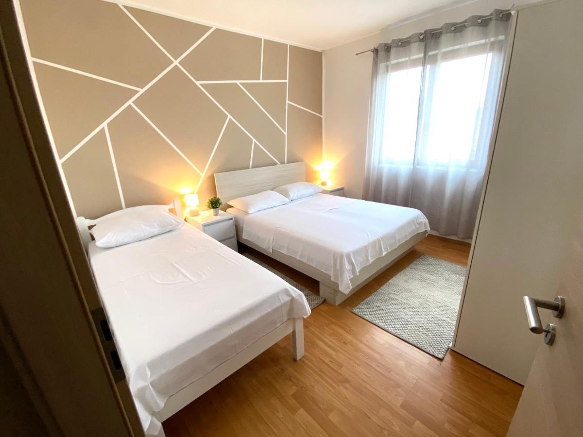Apartment Marcella 1 Ljubač Buitenkant foto