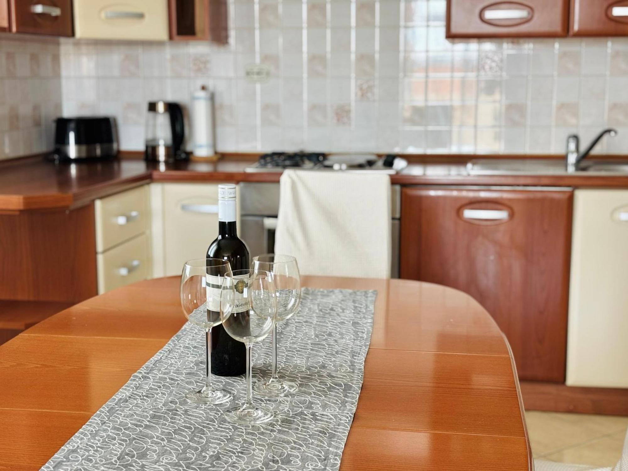 Apartment Marcella 1 Ljubač Buitenkant foto