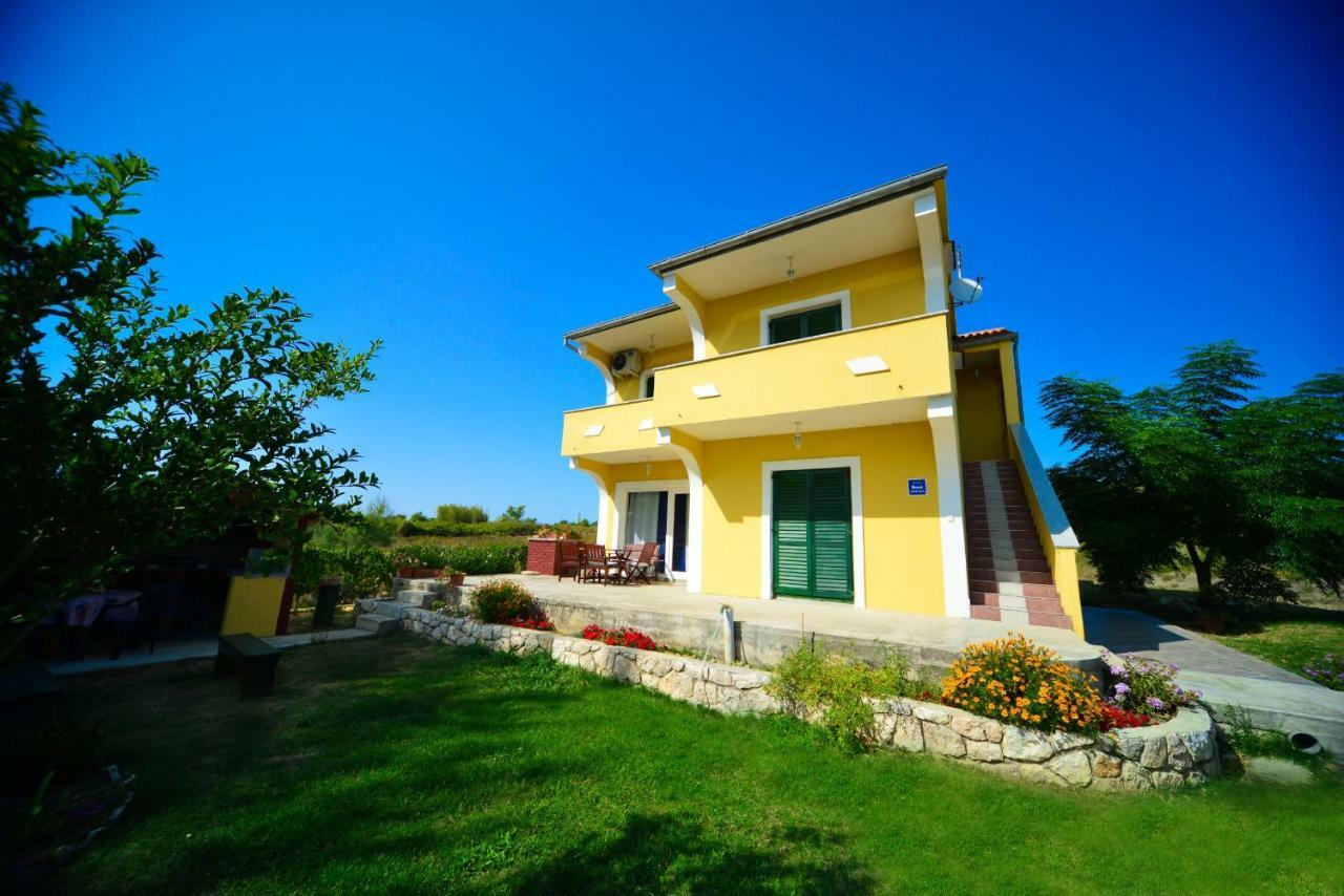 Apartment Marcella 1 Ljubač Buitenkant foto